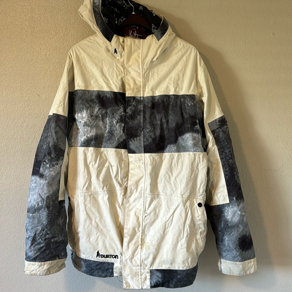 Shawn white Burton Jacket (white collection)